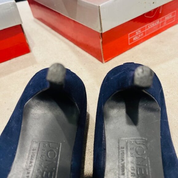 JNY Navy Pumps - Picture 8 of 8